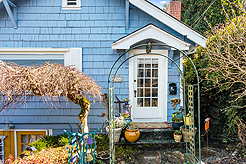 QUEEN ANNE CRAFTSMAN